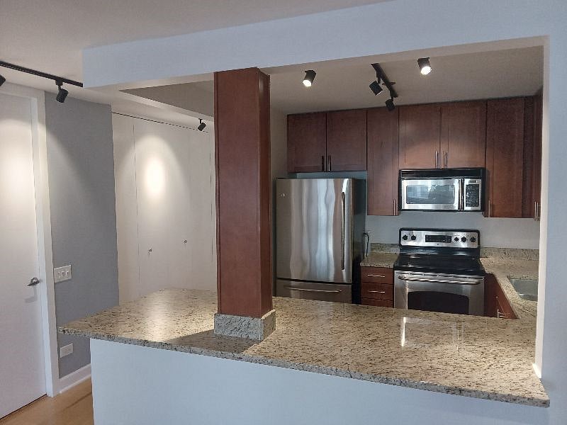 Furnished Finder property 426570_1 photo 6