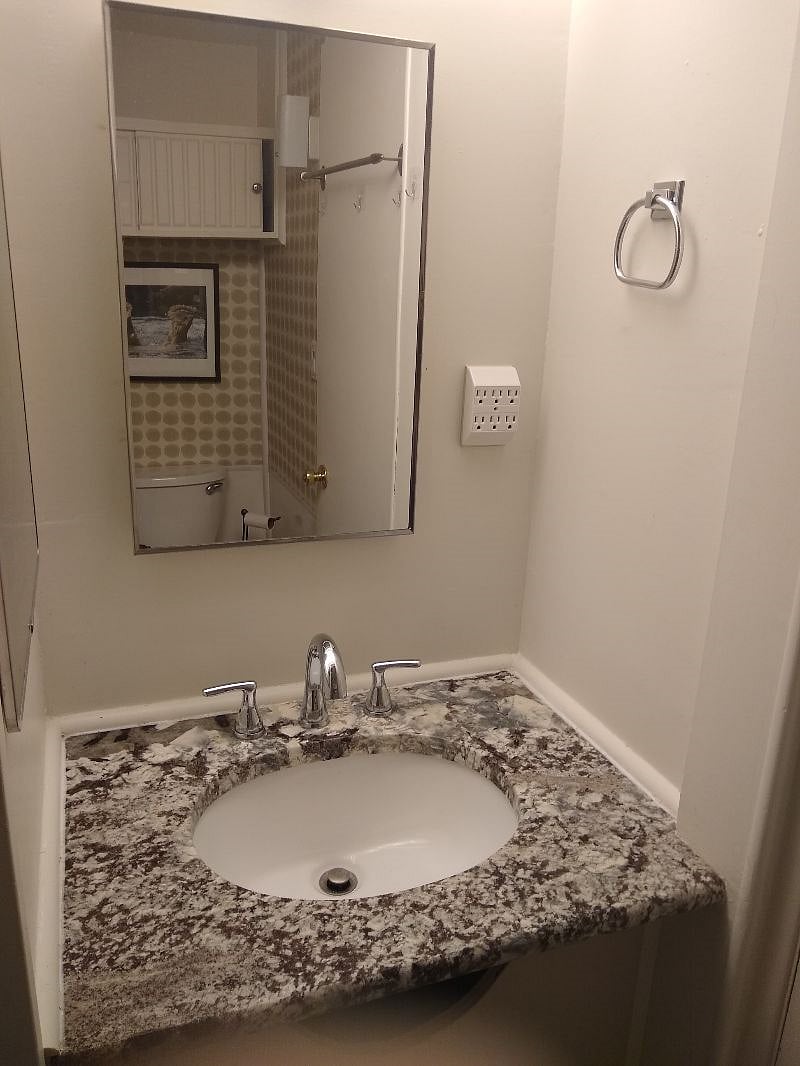 Furnished Finder property 426578_1 photo 8