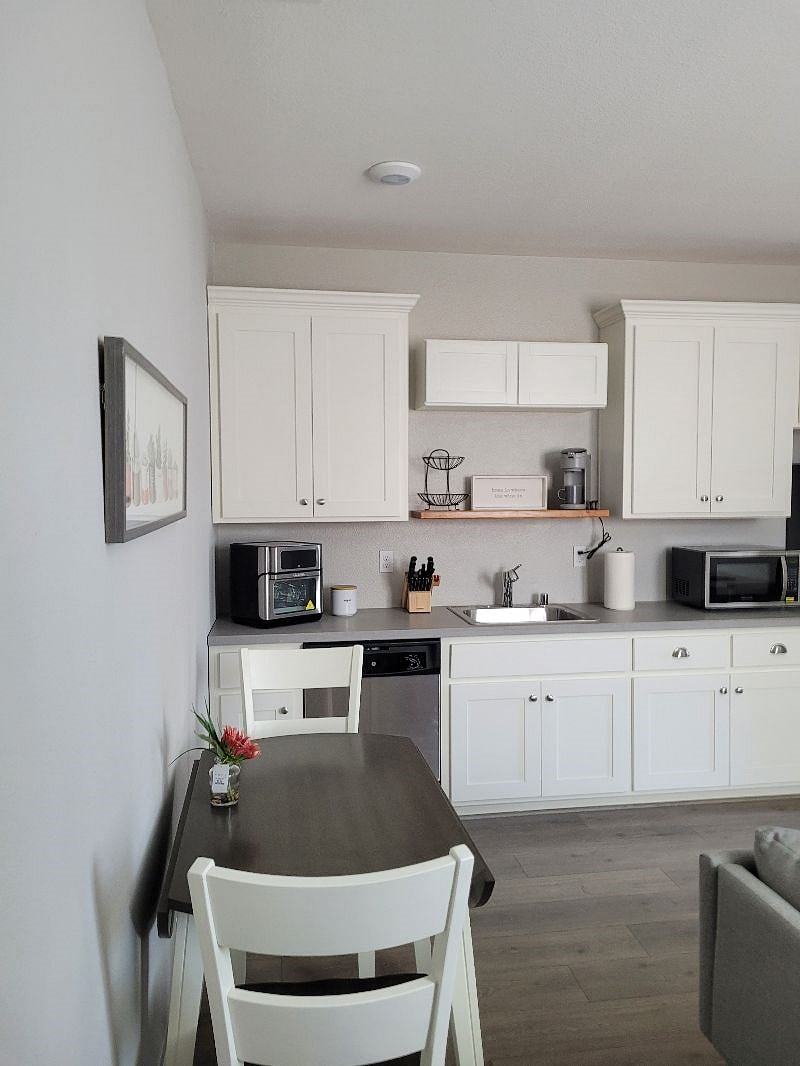 Furnished Finder property 426660_1 photo 4