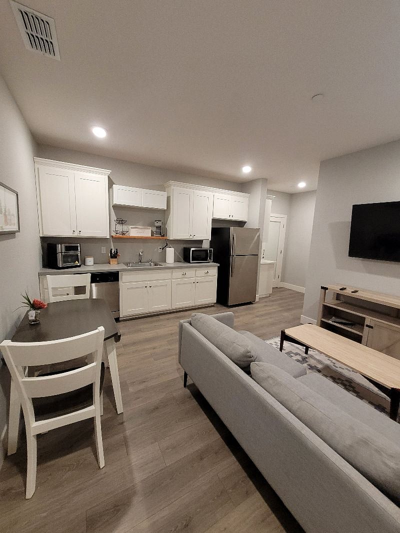 Furnished Finder property 426660_1 photo 5