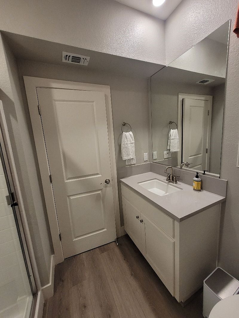 Furnished Finder property 426660_1 photo 21