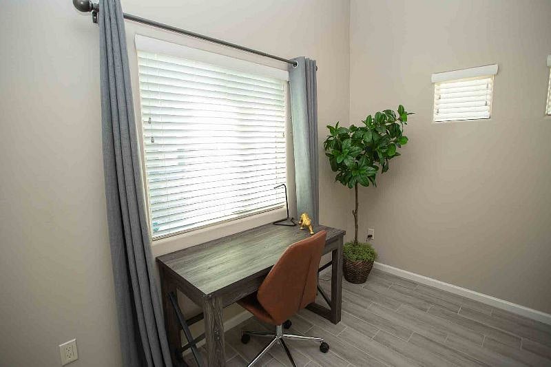 Furnished Finder property 426674_1 photo 21