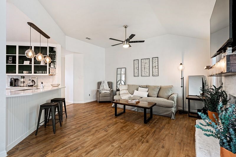 Furnished Finder property 426726_1 photo 6