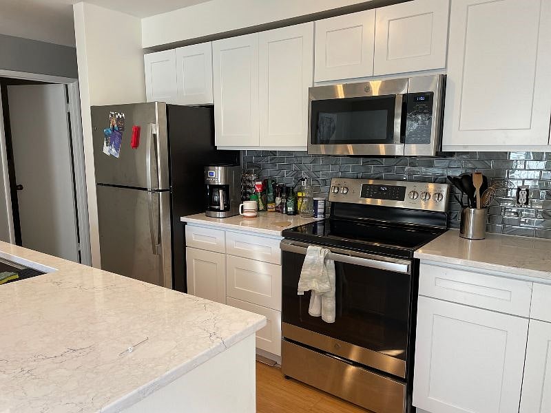 Furnished Finder property 426768_1 photo 3
