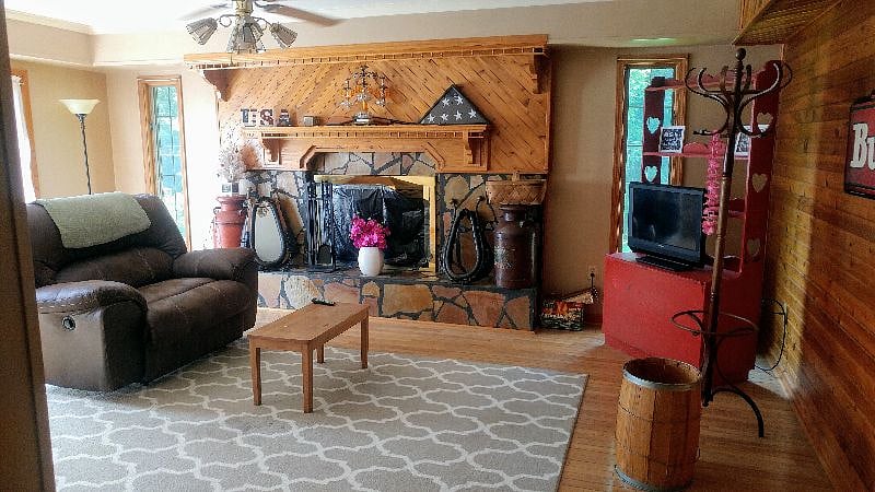Furnished Finder property 426841_1 photo 1