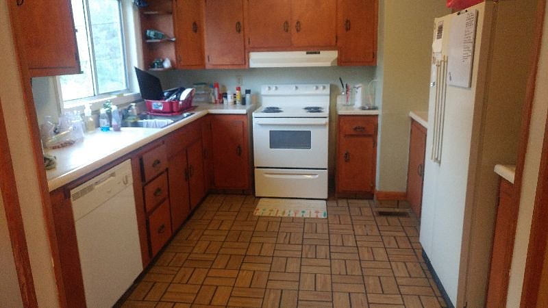 Furnished Finder property 426841_1 photo 2