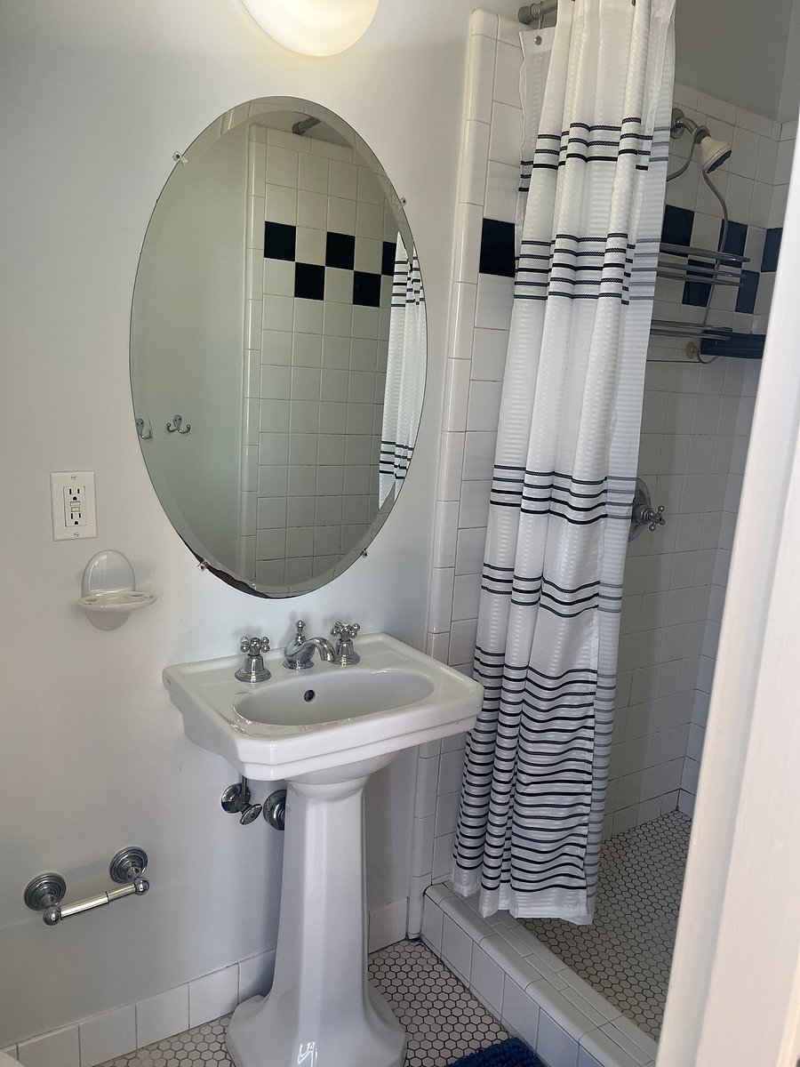 Furnished Finder property 426844_1 photo 6