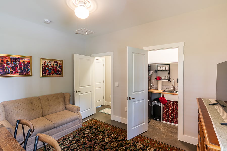 Furnished Finder property 426903_1 photo 13
