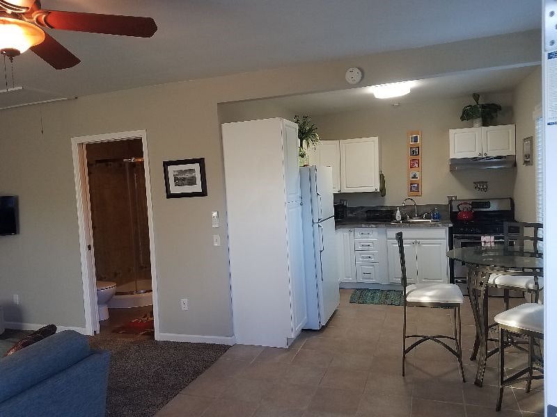 Furnished Finder property 426957_1 photo 4