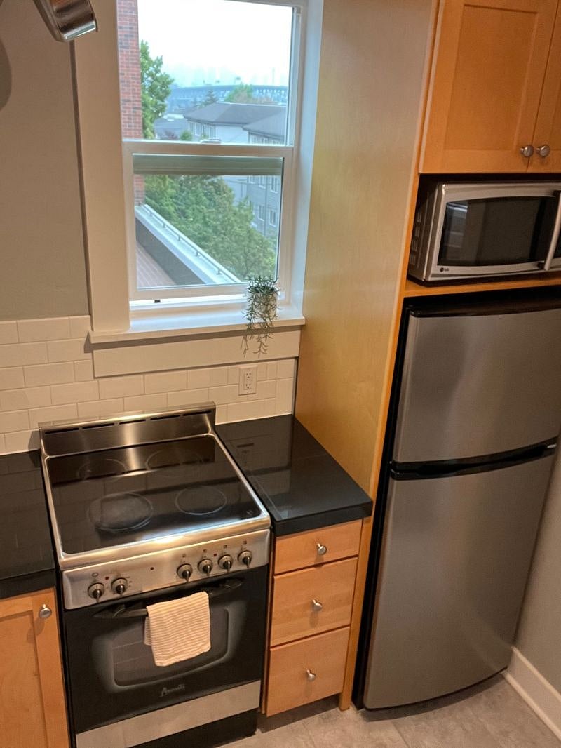 Furnished Finder property 426966_1 photo 8