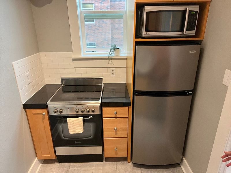 Furnished Finder property 426966_1 photo 9