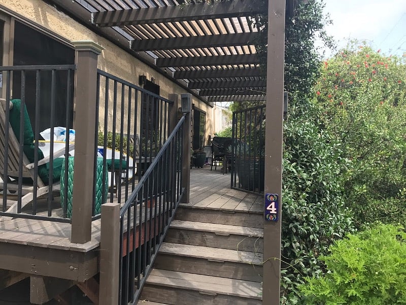 Entrance to lower deck and front door.