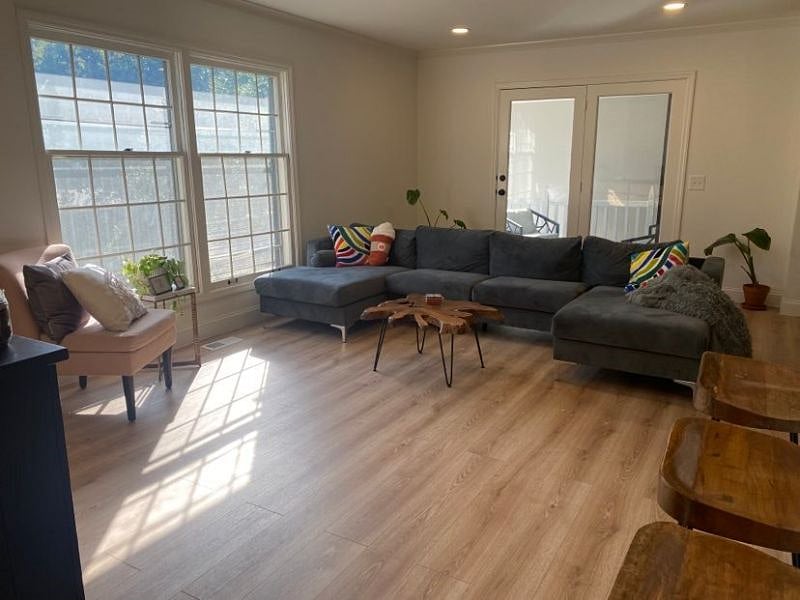 Furnished Finder property 426989_1 photo 3