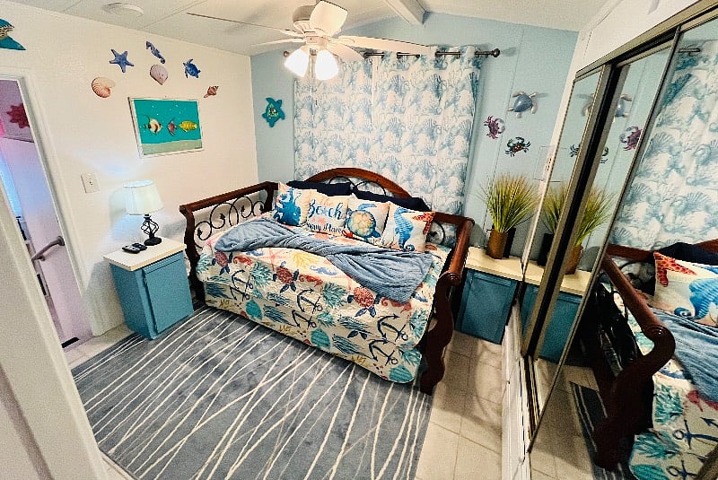 Twin trundle beds