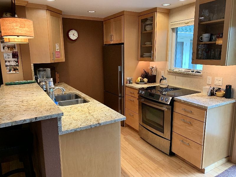 Furnished Finder property 427021_1 photo 3