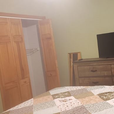 Furnished Finder property 427025_3 photo 2