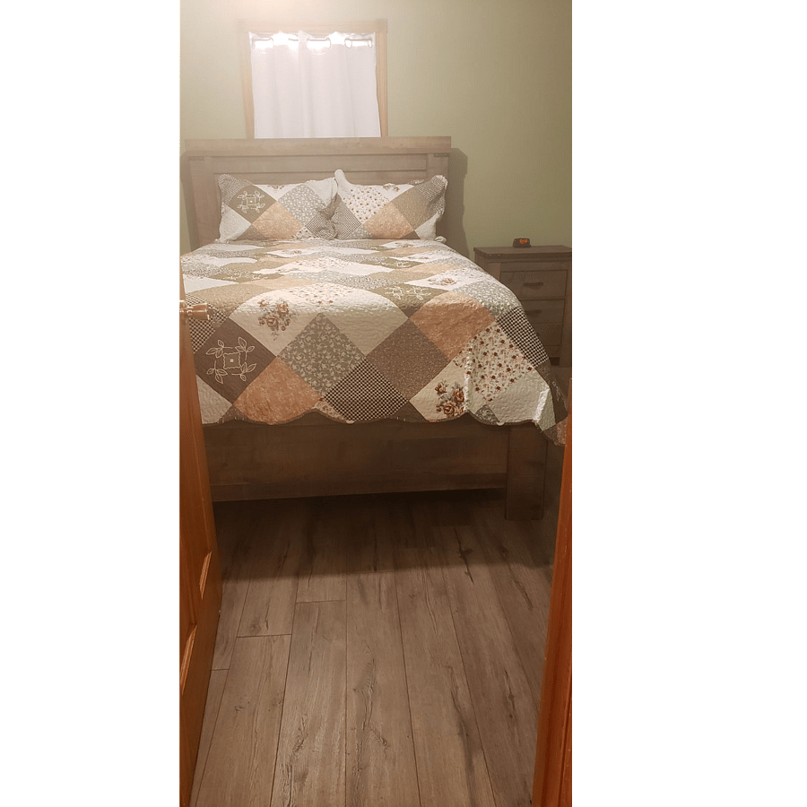 Furnished Finder property 427025_3 photo 1