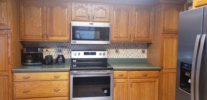 Furnished Finder property 427025_4 photo 8