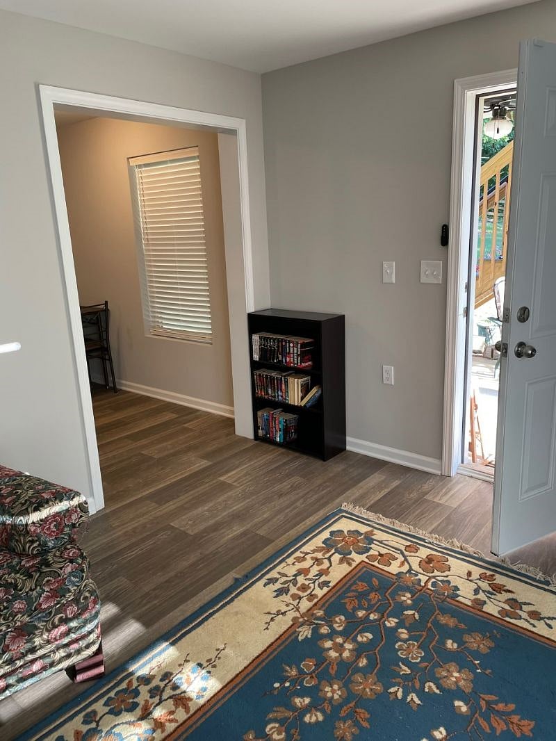 Furnished Finder property 427091_1 photo 3