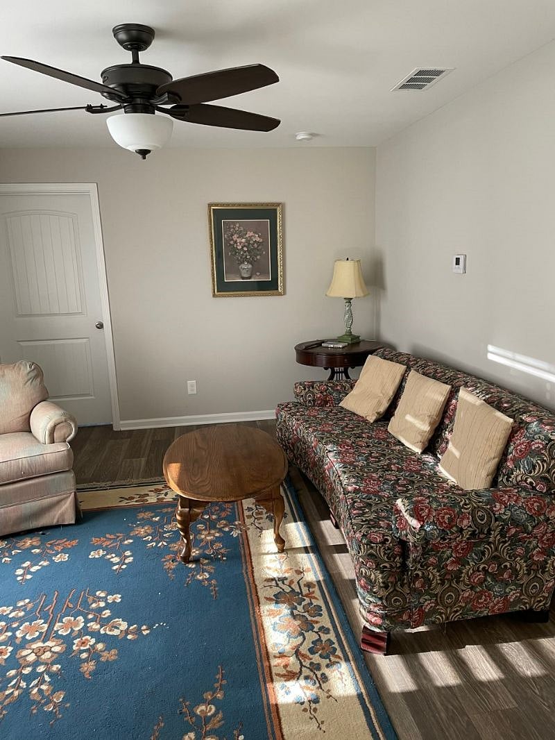 Furnished Finder property 427091_1 photo 5
