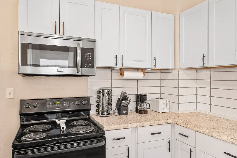 Furnished Finder property 427099_1 photo 14