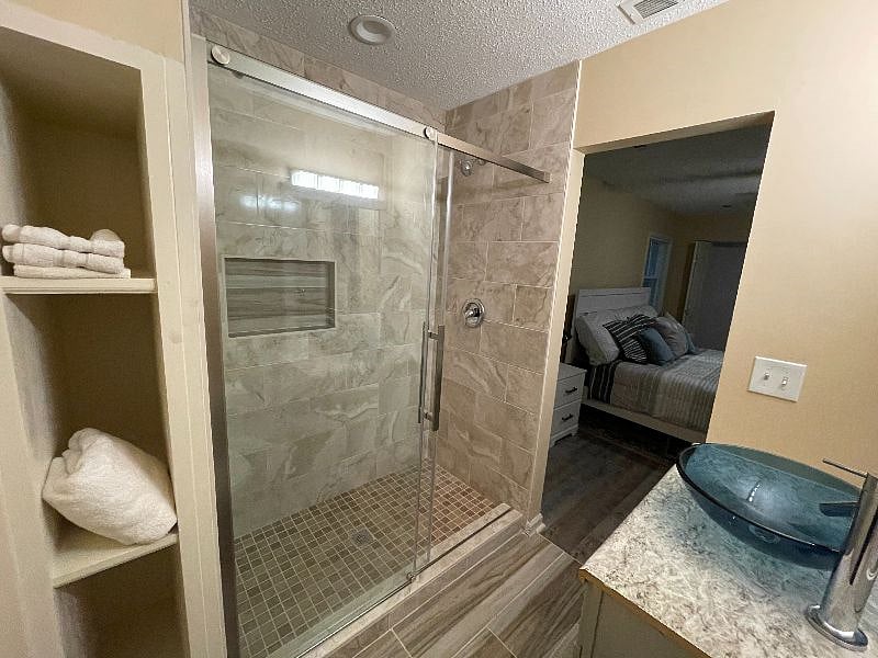 Furnished Finder property 427155_1 photo 5