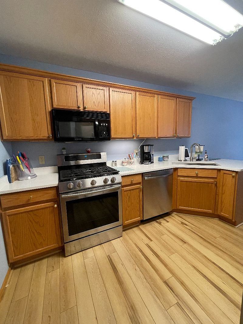 Furnished Finder property 427165_1 photo 5
