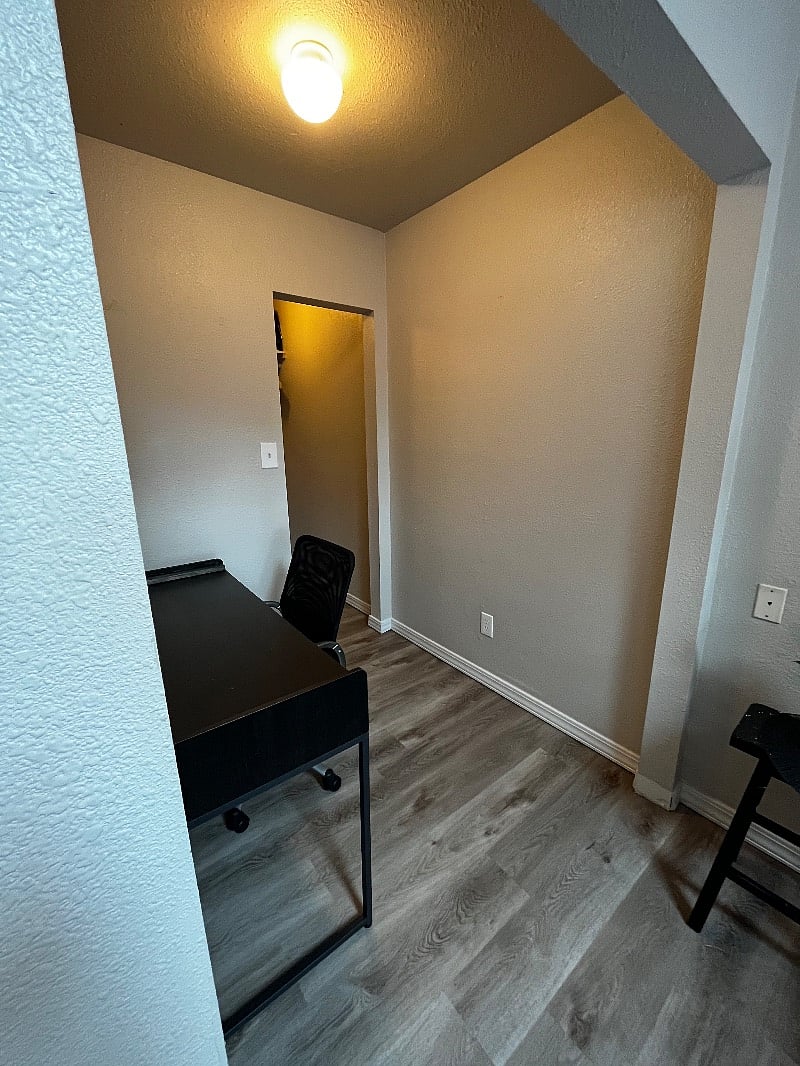 Furnished Finder property 427171_1 photo 3