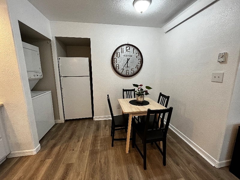Furnished Finder property 427171_1 photo 30
