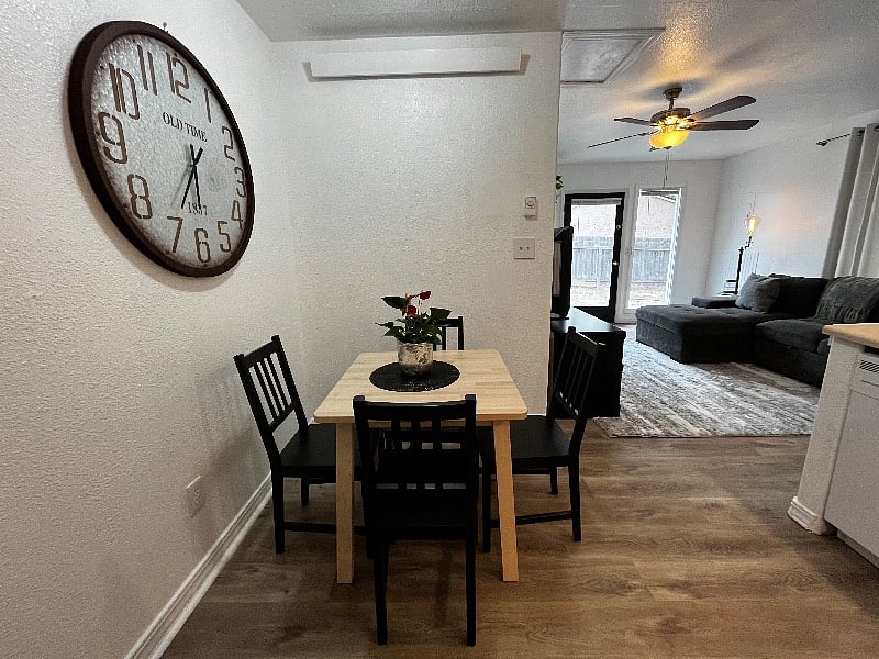 Furnished Finder property 427171_1 photo 28
