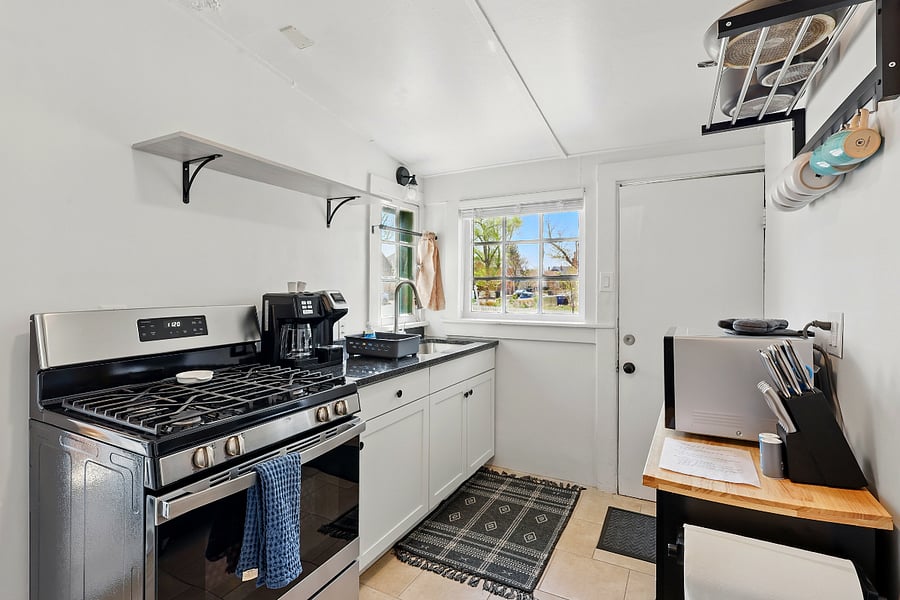 Furnished Finder property 427172_1 photo 4