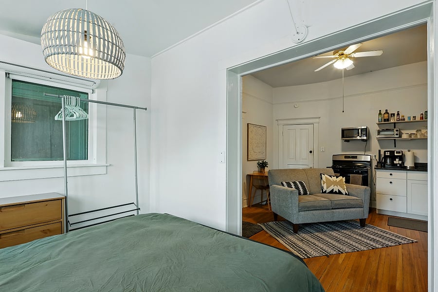 Furnished Finder property 427172_2 photo 6