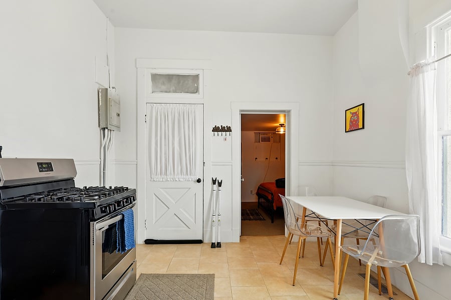 Furnished Finder property 427172_4 photo 10