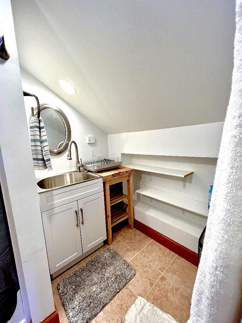 Furnished Finder property 427200_1 photo 7