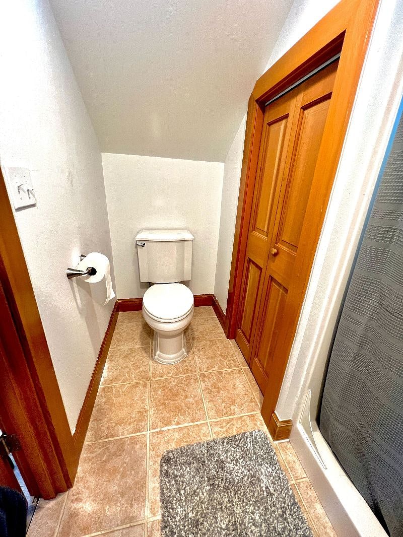 Furnished Finder property 427200_1 photo 4