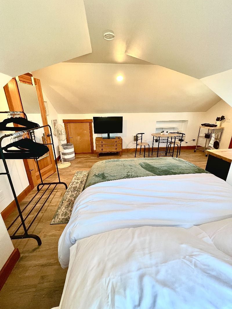 Furnished Finder property 427200_1 photo 10