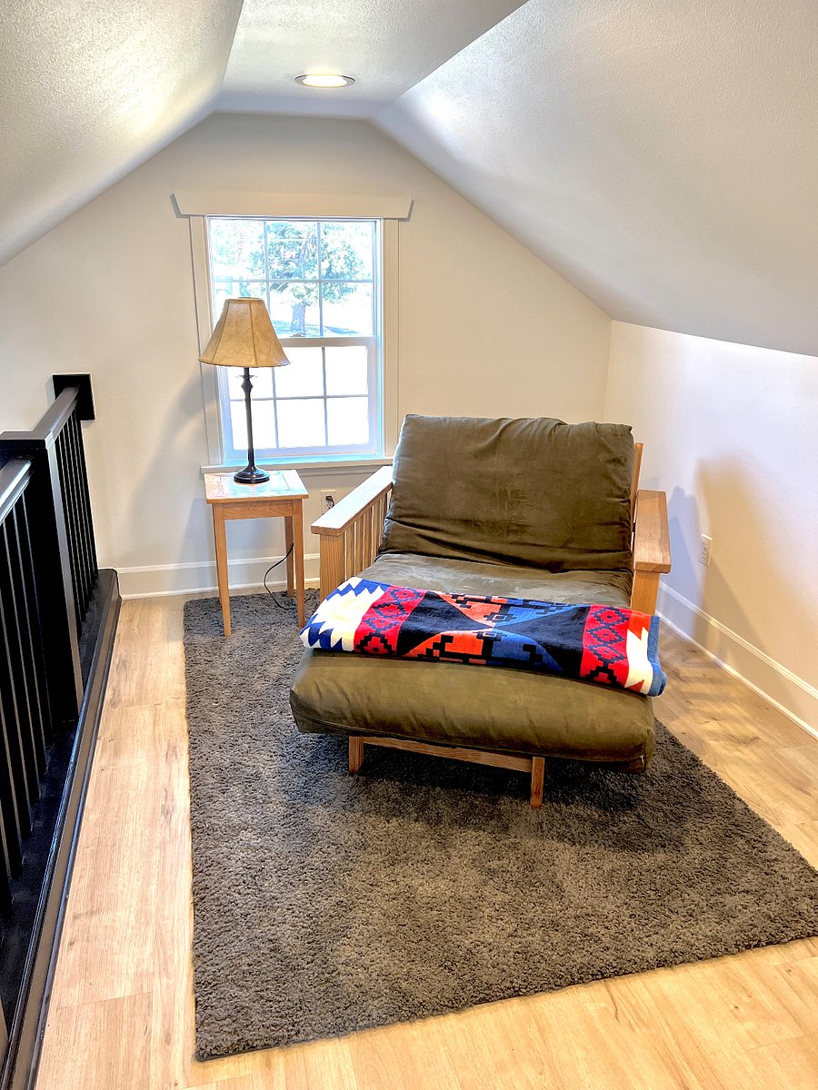 Furnished Finder property 427200_2 photo 3