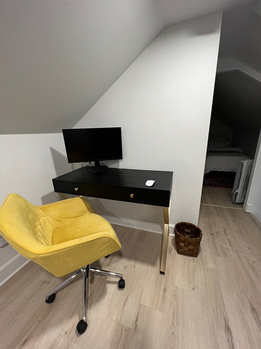Furnished Finder property 427200_2 photo 8