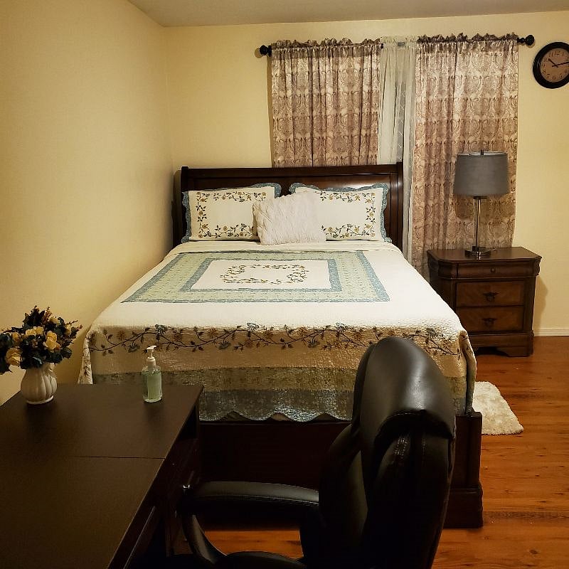 Furnished Finder property 427213_1 photo 8