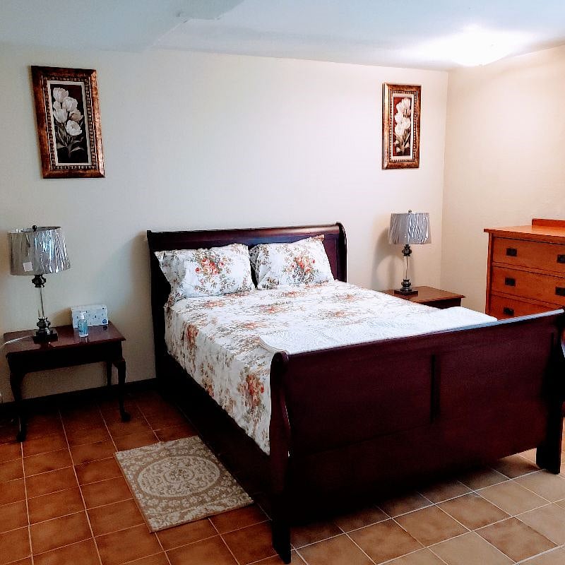 Furnished Finder property 427213_2 photo 3