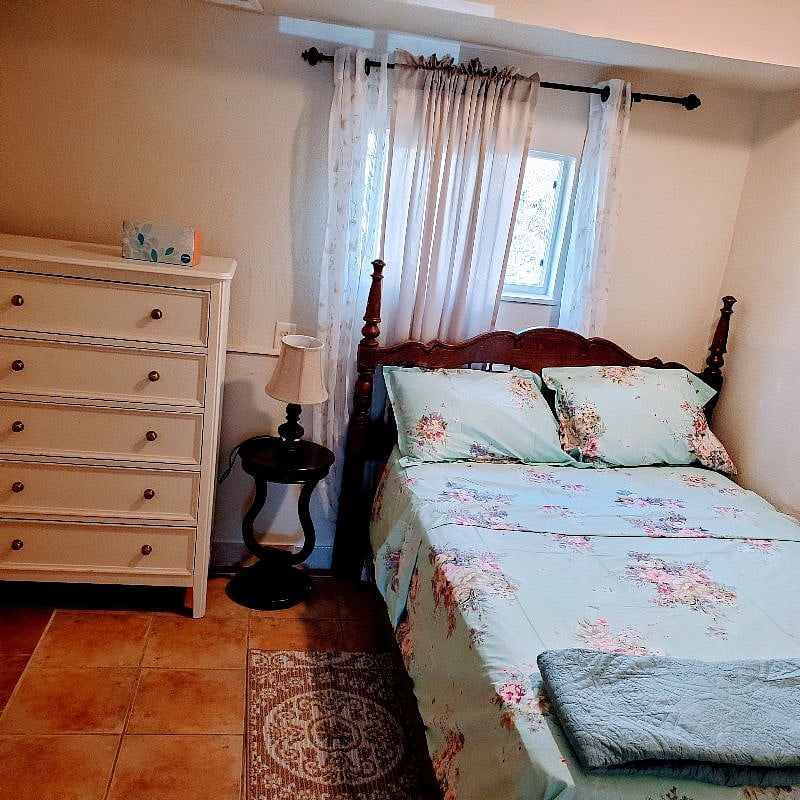 Furnished Finder property 427213_2 photo 5