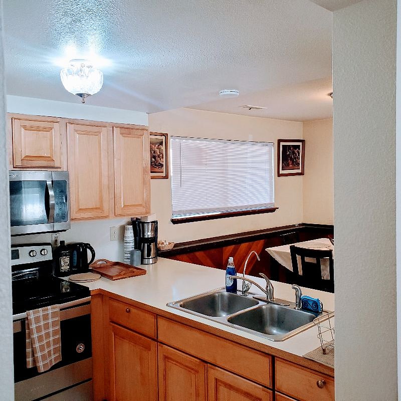 Furnished Finder property 427213_2 photo 16
