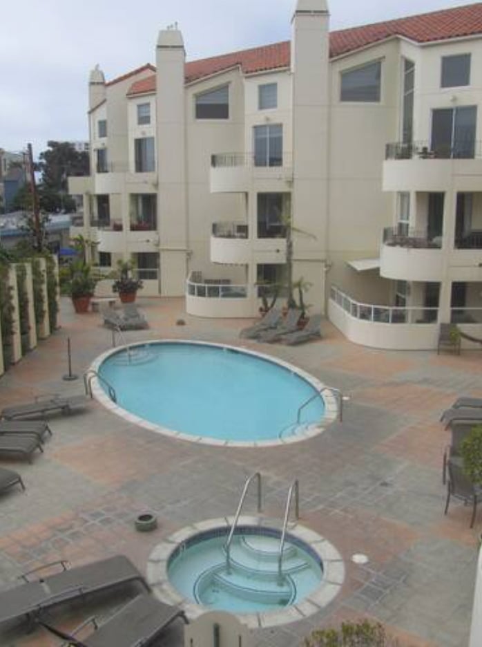 Pool and jacuzzi