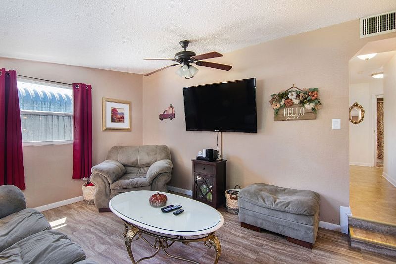 Furnished Finder property 427242_1 photo 12