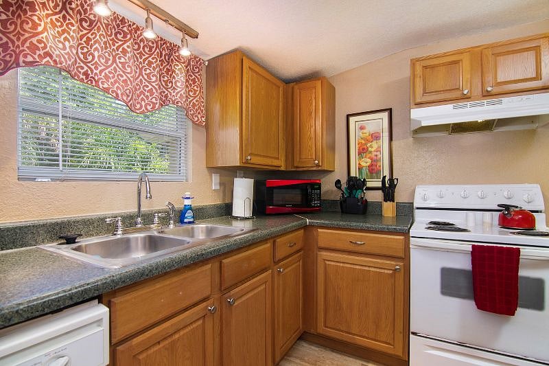 Furnished Finder property 427242_1 photo 20