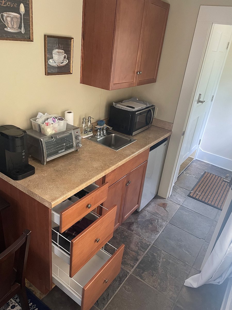 Furnished Finder property 427250_1 photo 6