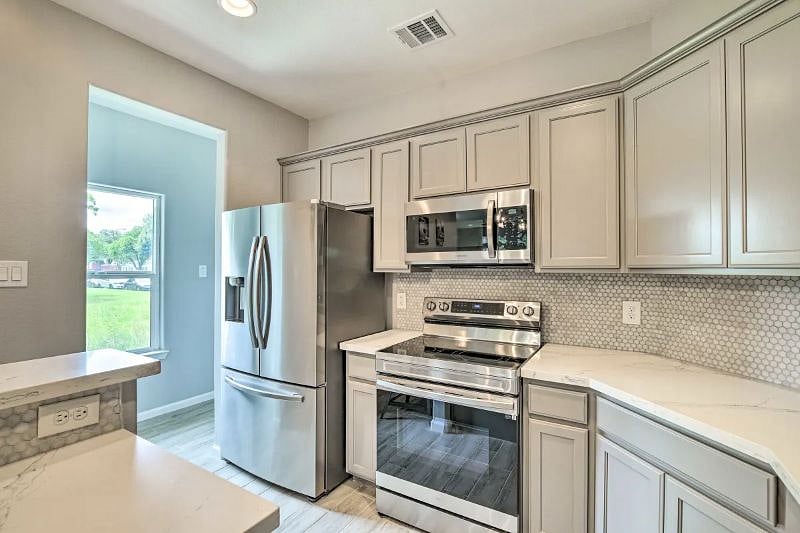 Furnished Finder property 427256_1 photo 6