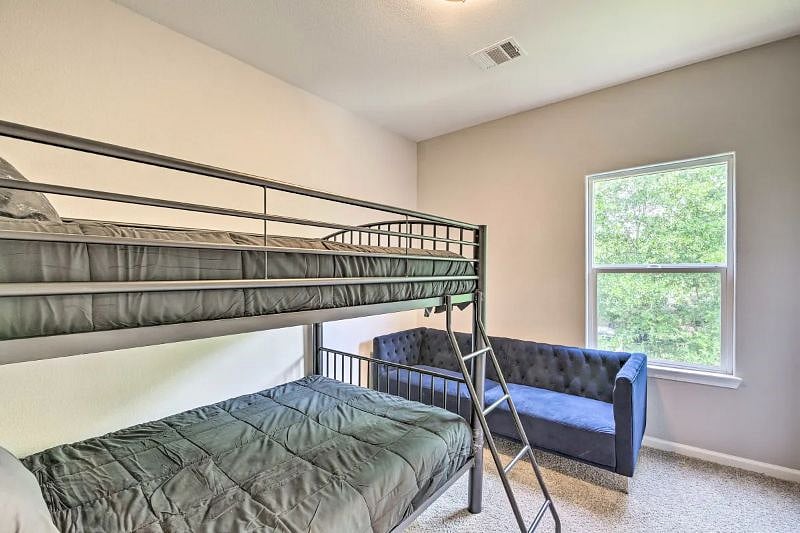 Furnished Finder property 427256_1 photo 8