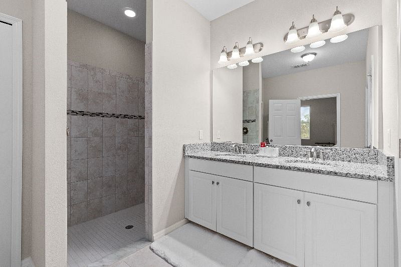 Furnished Finder property 427268_1 photo 17