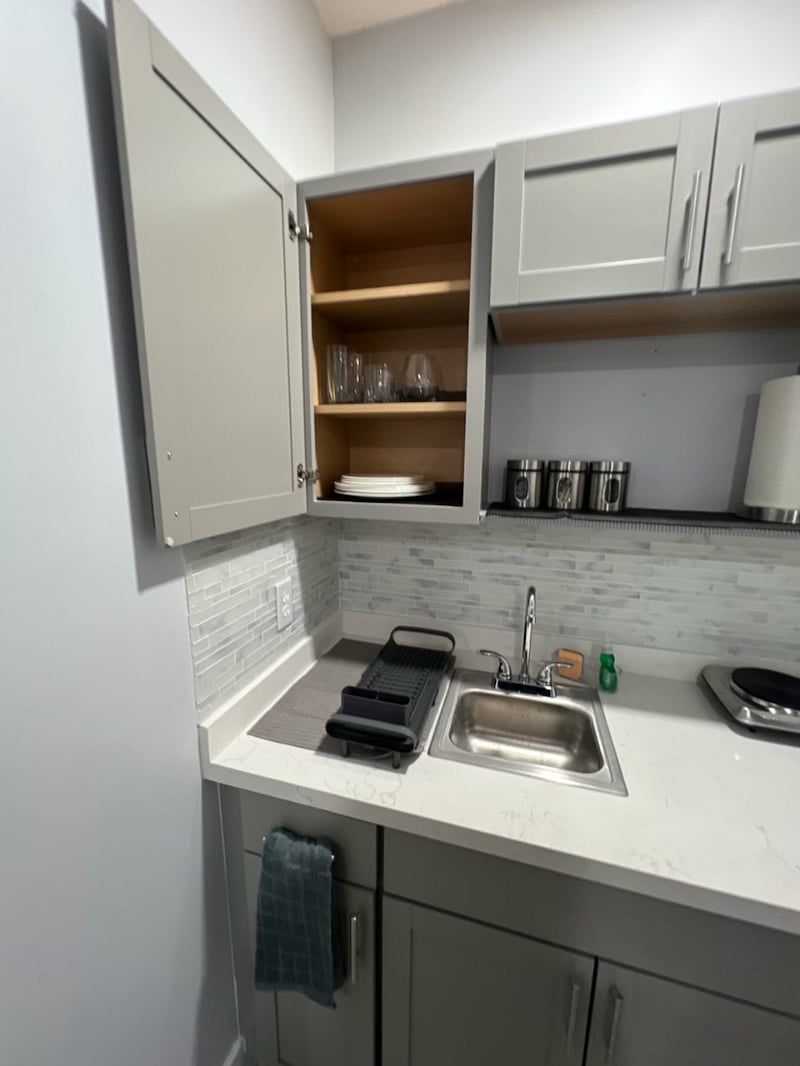 Furnished Finder property 427305_1 photo 9